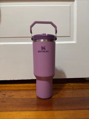 Stanley 40oz Flip-straw Tumbler - Purple